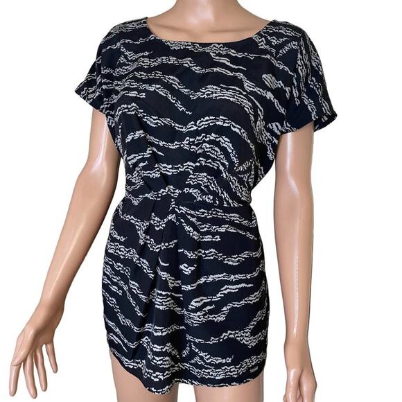 Guess dress gathered waist black gray back zip up elastic waist mini zebra print - Picture 5 of 10